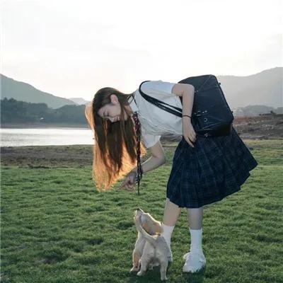 女人是英雄